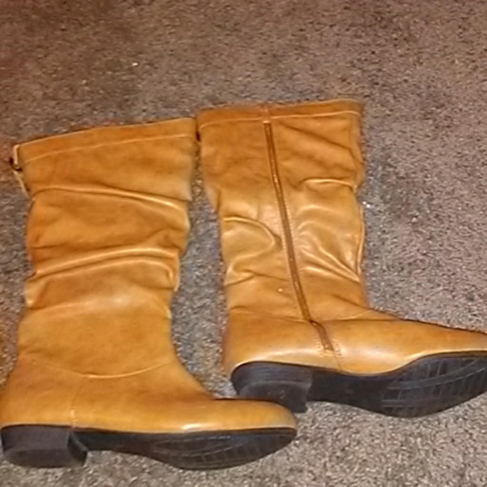 Women's boots